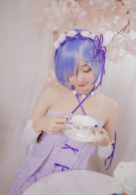 护士的下面又湿又紧_4K完整版观看